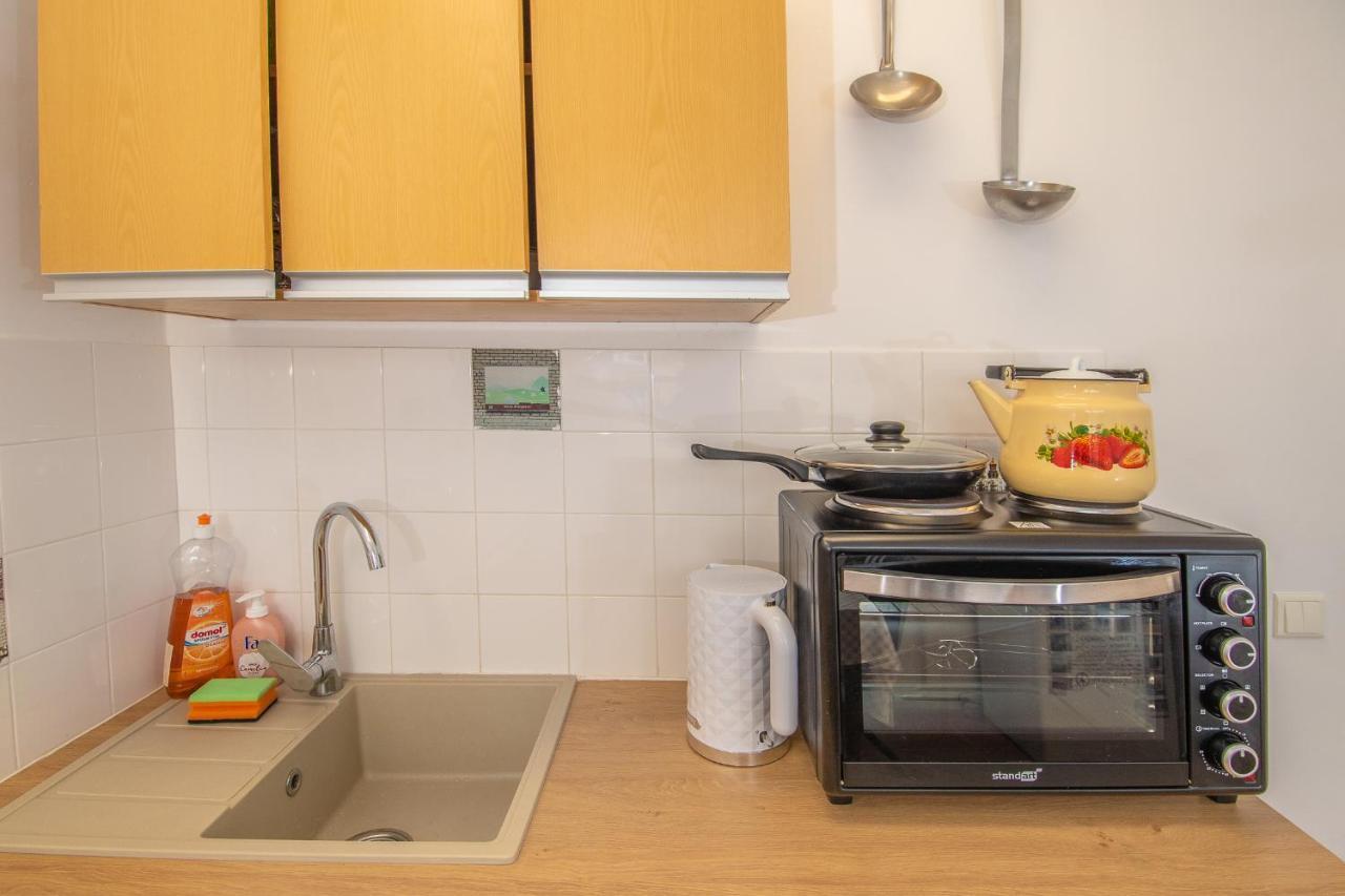 Karostas Pludmales Apartmenti 80-90 Gadu Stila เลียปาญา ภายนอก รูปภาพ
