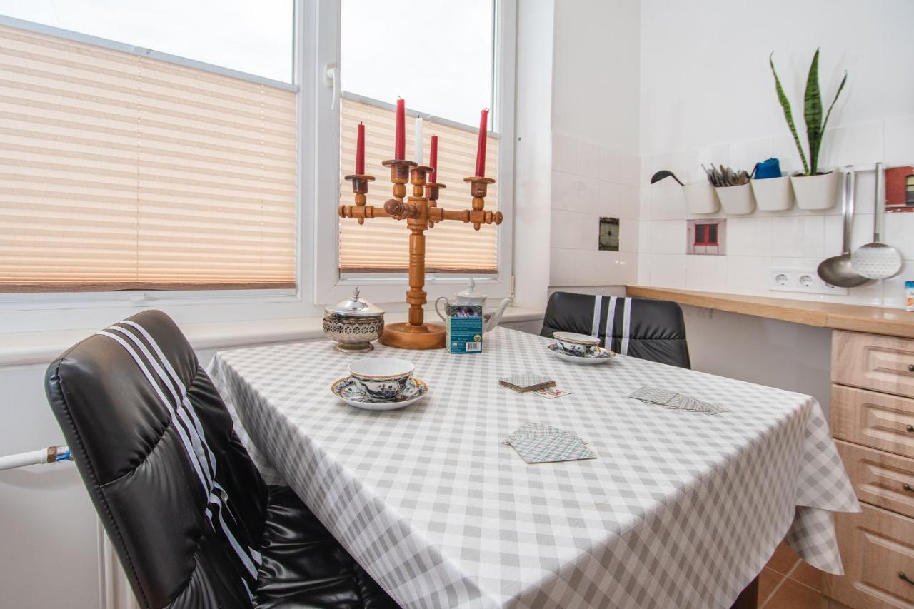 Karostas Pludmales Apartmenti 80-90 Gadu Stila เลียปาญา ภายนอก รูปภาพ